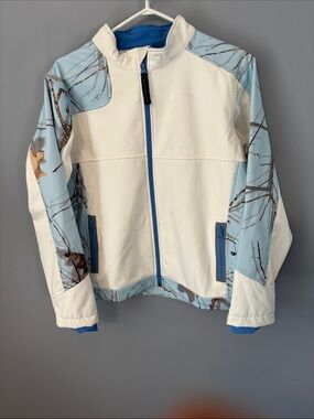 Women’s White & Light Blue Ski Jacket with Camouflage Print